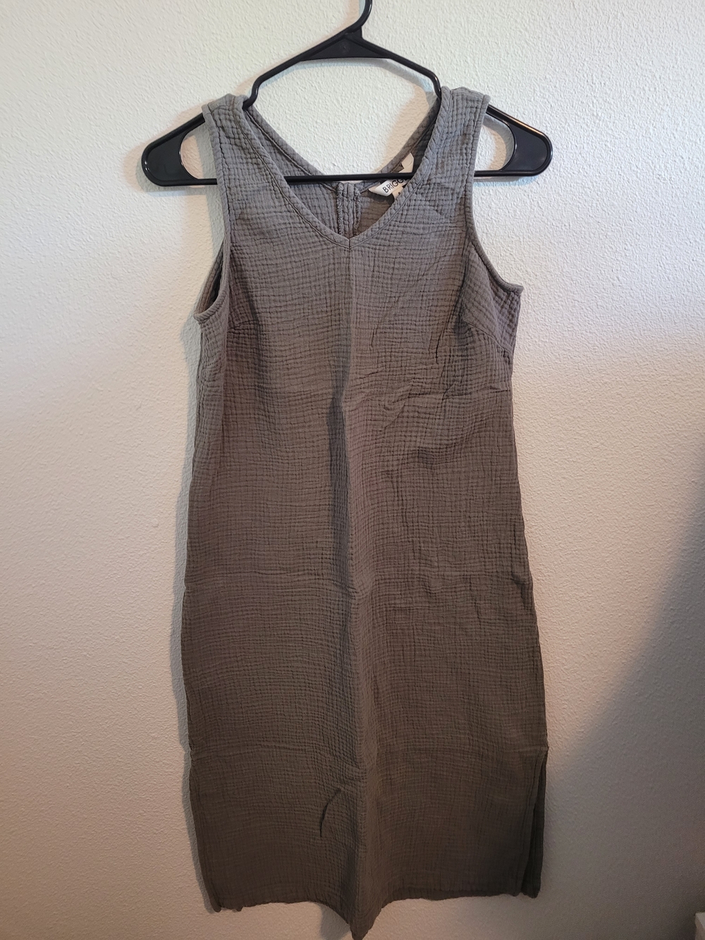 Briggs New York Olive Green Textured V-Neck Midi Dress #434